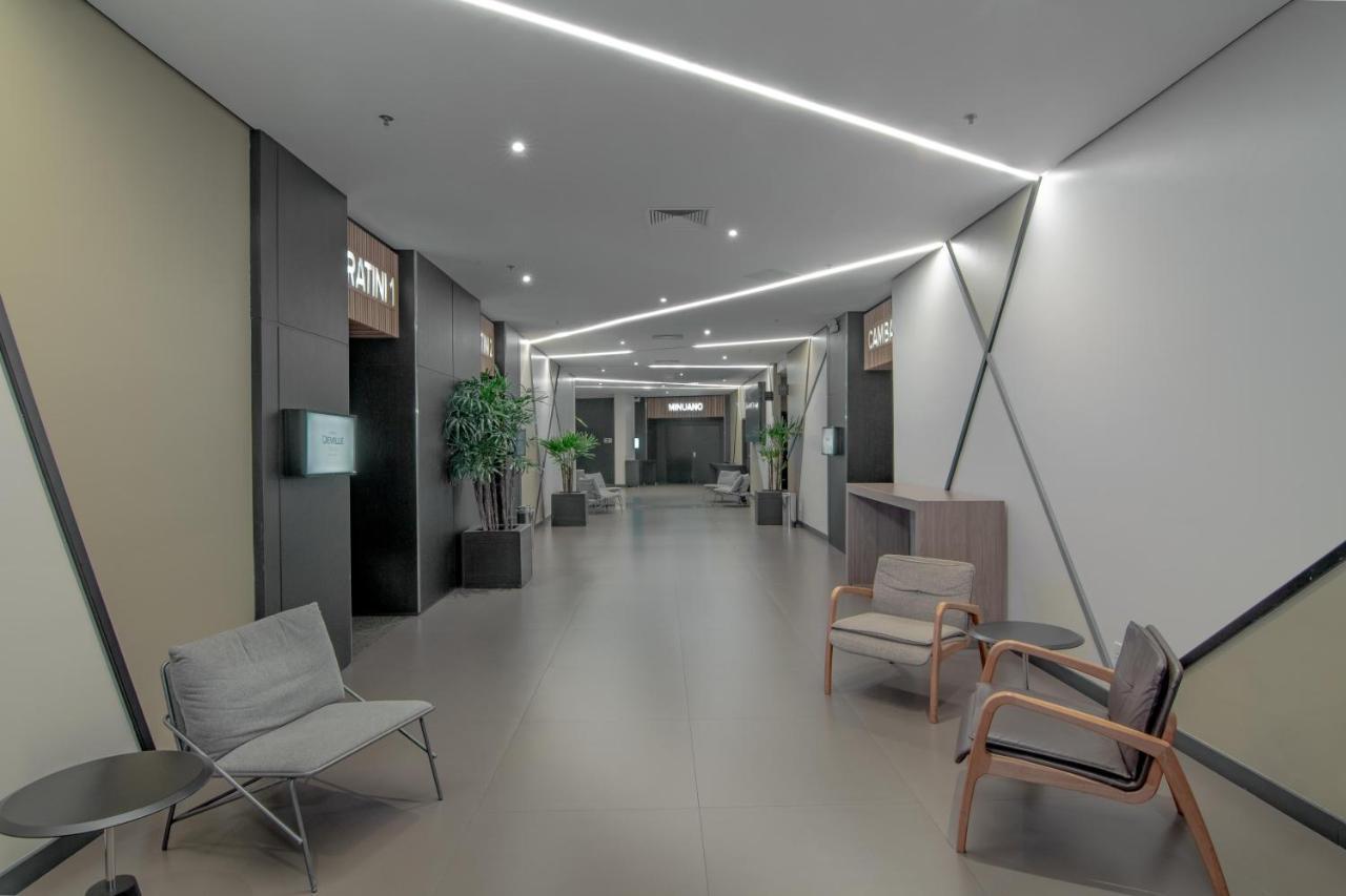 Hotel Deville Prime